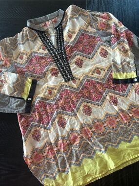 Ethnic by Outfitters Boho Chevron Floral Tunic in Yellow, Pink, Cream & Black